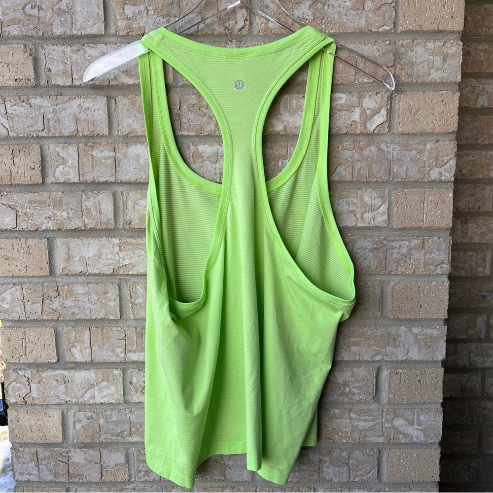 Lululemon Swiftly Tech Racerback Tank Top 2.0 
Race Length - Picture 3 of 4